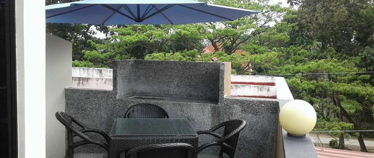 Anabelle Residence Dumaguete City Экстерьер фото
